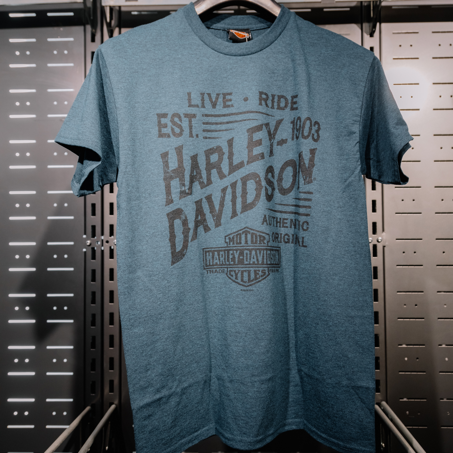 Harley-Davidson Helsinki Dealer T-paita Furious Midnight