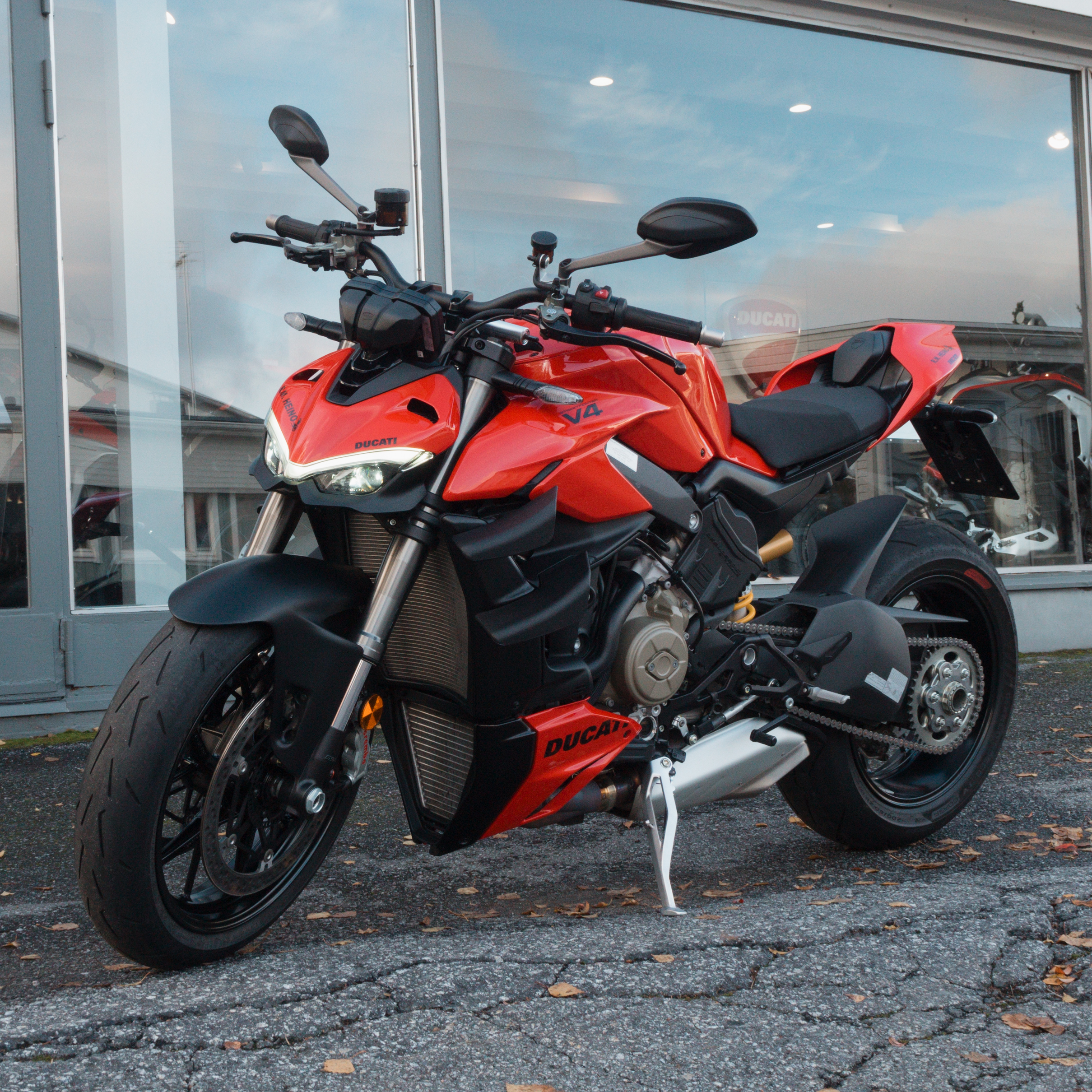 Ducati Streetfighter V4 2024 – Koeajopyörä